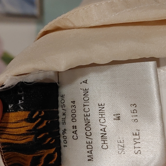 Vintage -Silk - - Picture 6 of 6